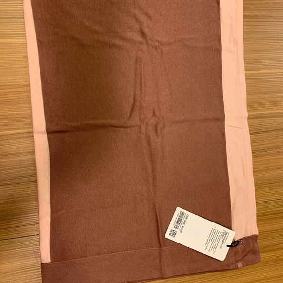 Lululemon lightweight, knit, poncho, scarf, wrap, cashmere new - Picture 5 of 8